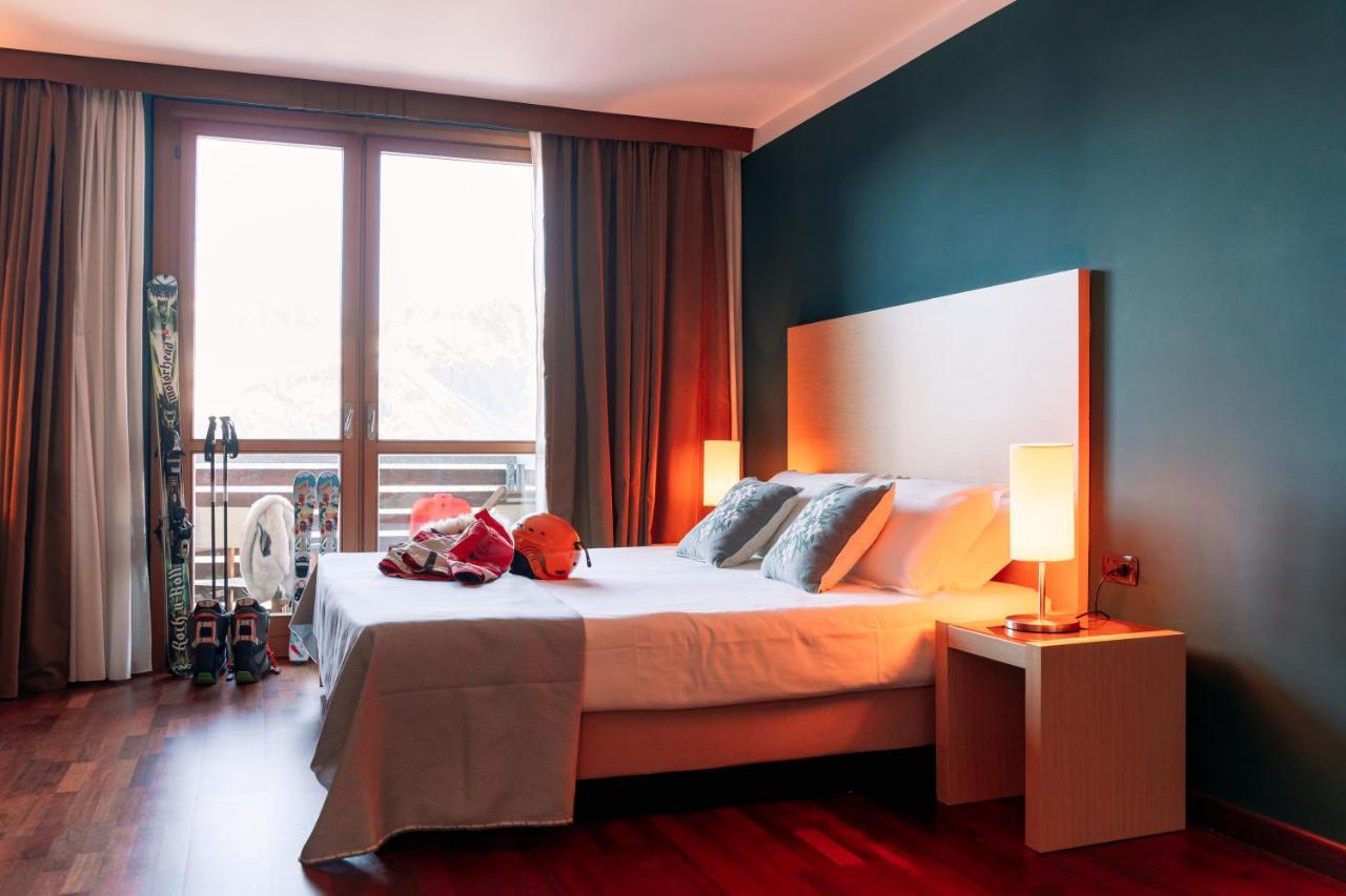 Savoia 4*